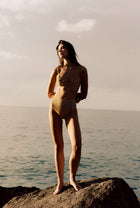 The Rose Bottom - Periwinkle Coral