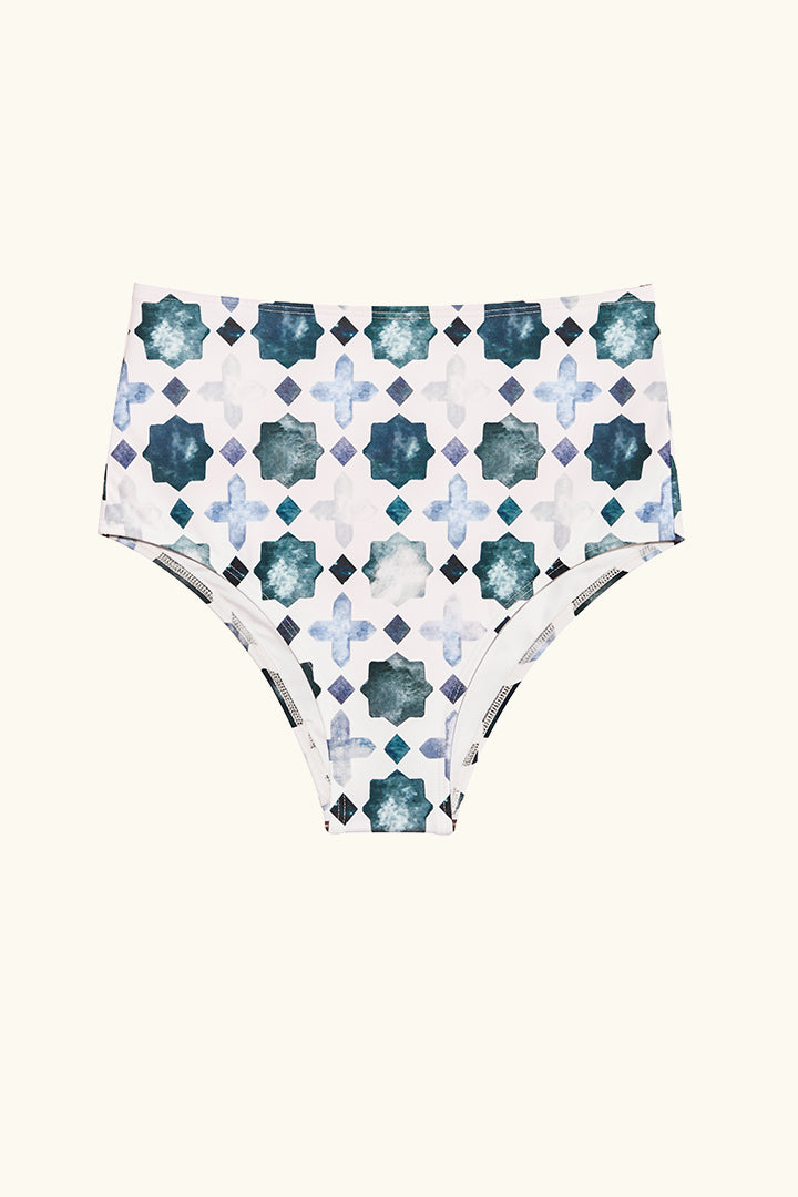 The Sarah Bottom in Azure